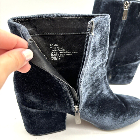 2017 Kenneth Cole 'RENNA' Blue Velvet Floral Embroidered Block Heel Boot 9.5M - Picture 14 of 16